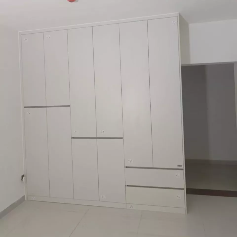 برچ بورڈ وارڈروبس